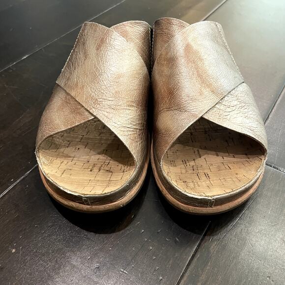 Kork-Ease Tutsi Gold Cross Band Leather Sandals Women's Size 9 - Picture 2 of 5